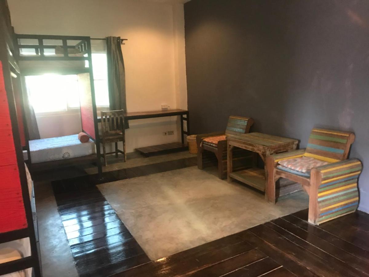 Outback1990 Hostel Haad Rin Εξωτερικό φωτογραφία
